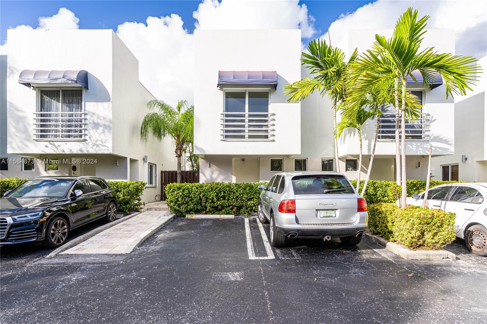 2945 Bridgeport Avenue, Coconut Grove, Miami, FL 33133