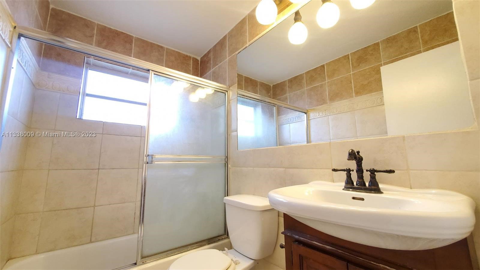 1145 Northwest 69th Avenue, PARADISE GARDENS, Margate, FL 33063