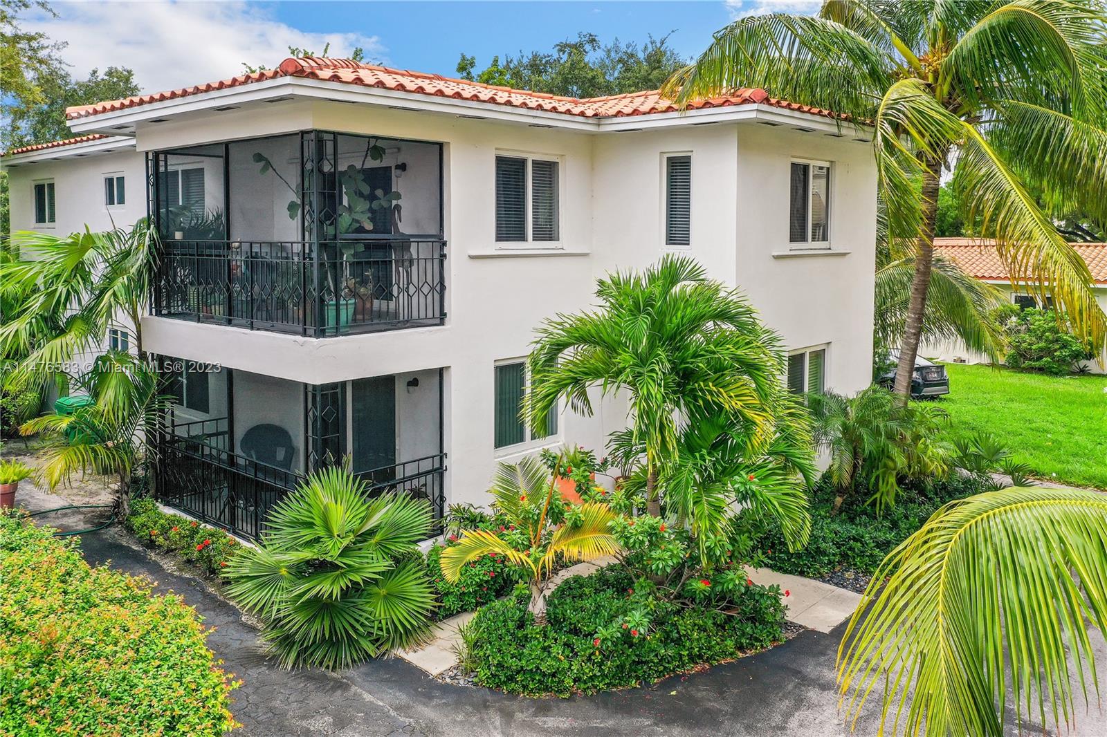 2720 South Le Jeune Road, Coral Gables, Coral Gables, FL 33134