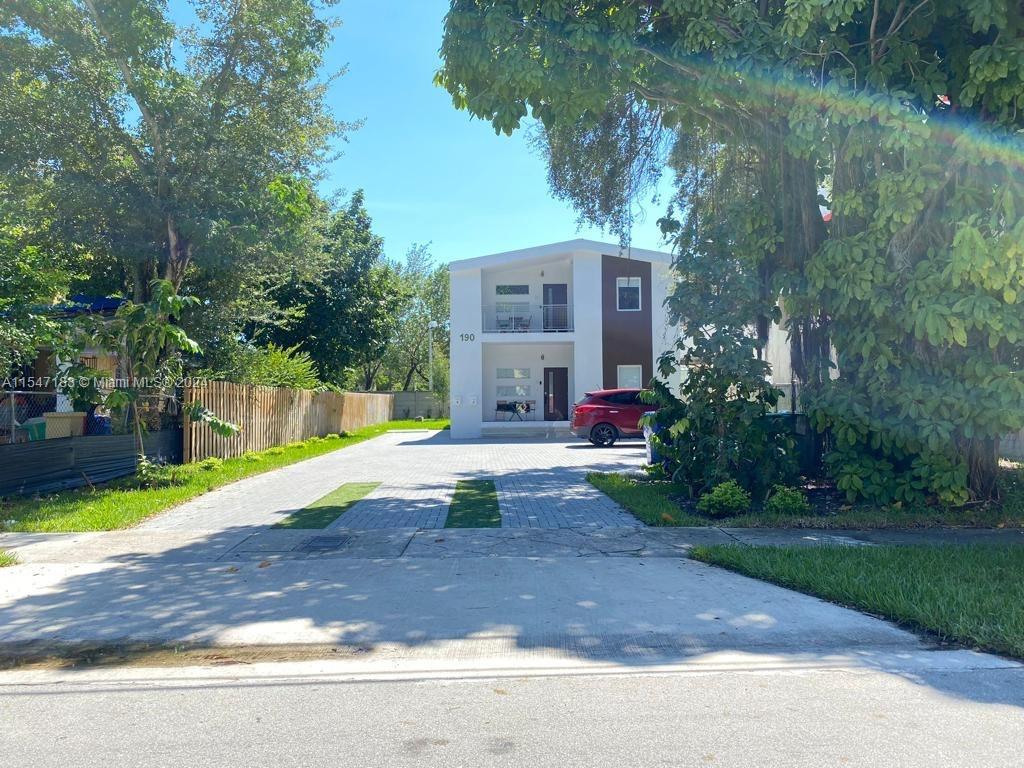 190 Northwest 57th Avenue, Flagami, Miami, FL 33126