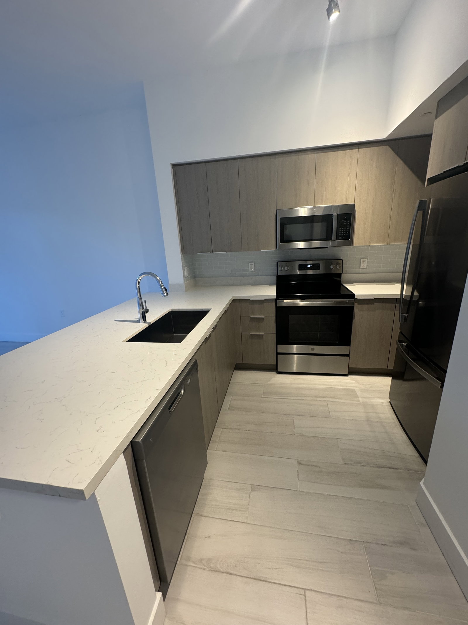 601 East Dania Beach Boulevard Apt #506, Dania, Dania Beach, FL 33004