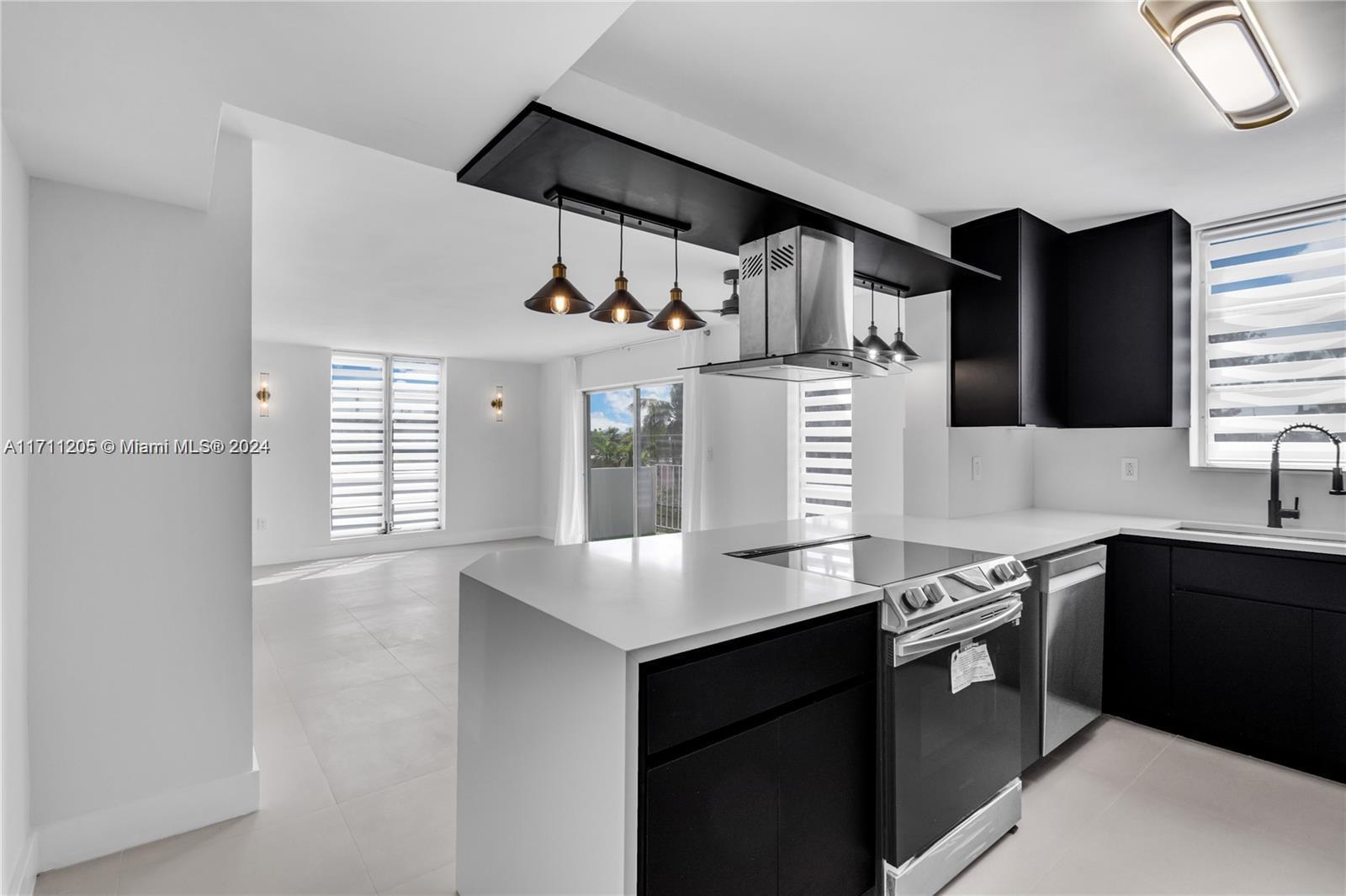 8305 Crespi Boulevard Apt #3, Miami Beach, Miami Beach, FL 33141