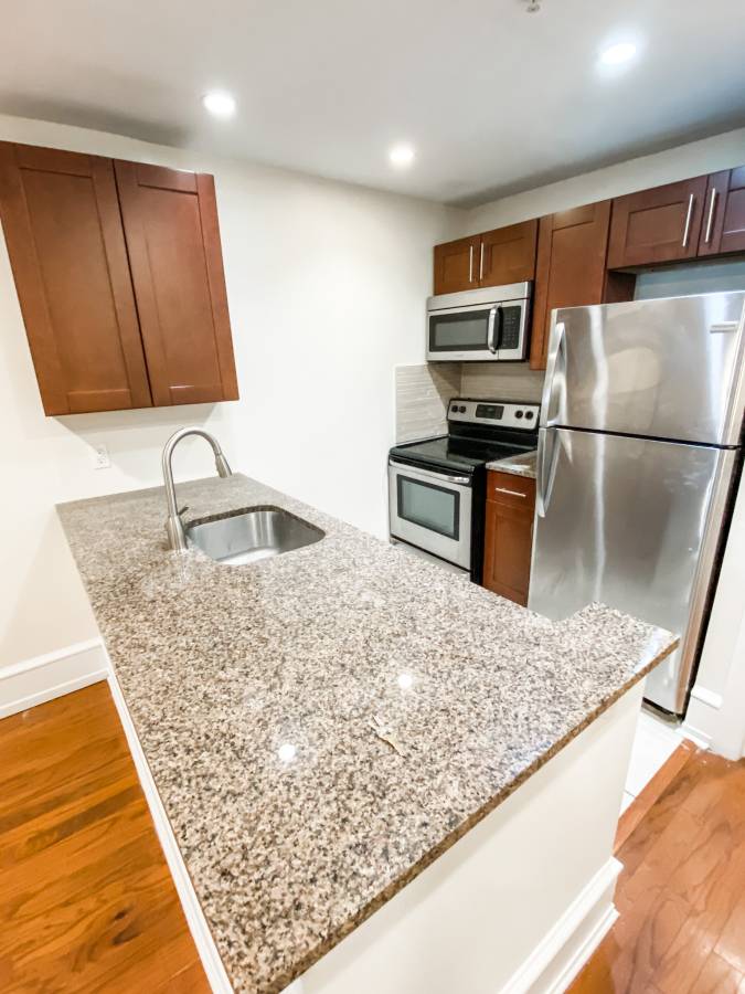 2013 Spruce Street Apt #12, Rittenhouse Square, Philadelphia, PA 19103