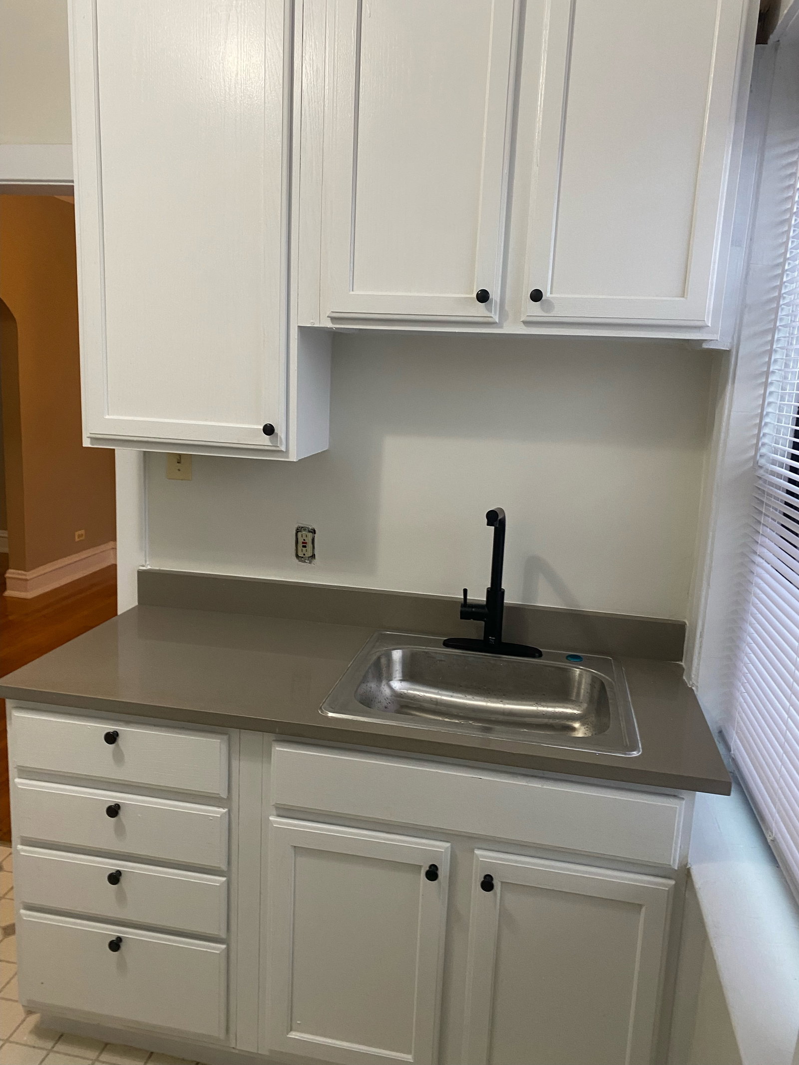 1718 West Albion Avenue Apt #B2, Rogers Park, Rogers Park, Chicago, IL 60626